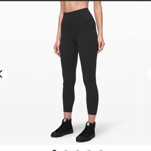 Lululemon Align Pant II 25"
Black (First Release)